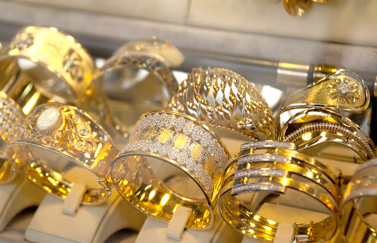 高品質貴金属の海外仕入れルート拡大